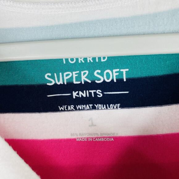 Torrid Plus Size 1X Striped Super Soft Knits Crew Neck Tee T-Shirt Top - Picture 4 of 6